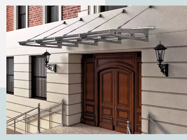 Металлические козырьки от 617 руб. в Вязьме