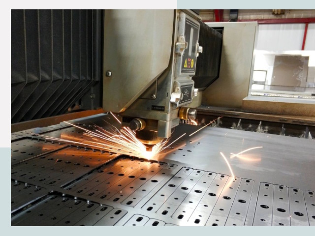 Лазерная резка металла в Вязьме от 617 руб.